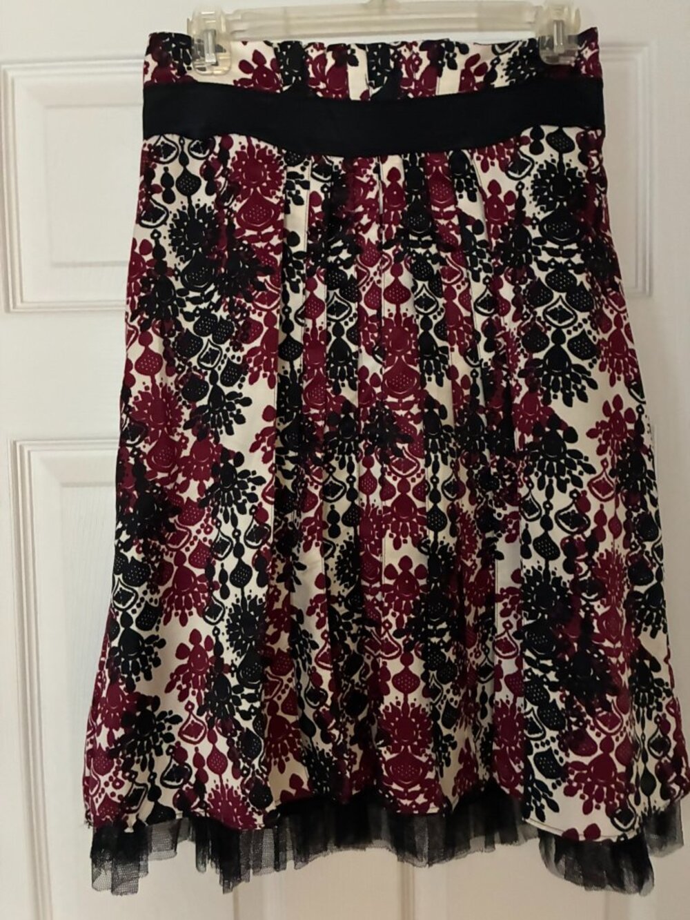 Worthington Black & Red Lace Trimmed Skirt Size 8